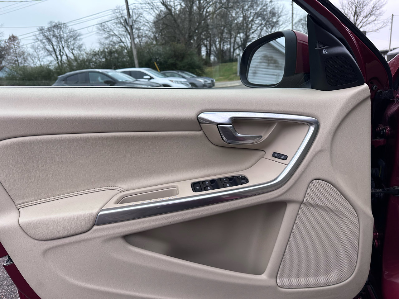 Used 2016 Volvo S60 T5 Premier image 38