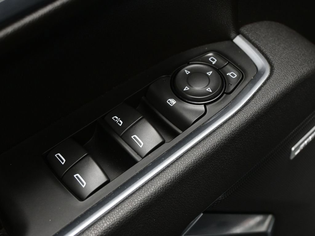 Used 2025 Chevrolet Silverado 1500 LT Trail Boss w/ Convenience Package II image 16