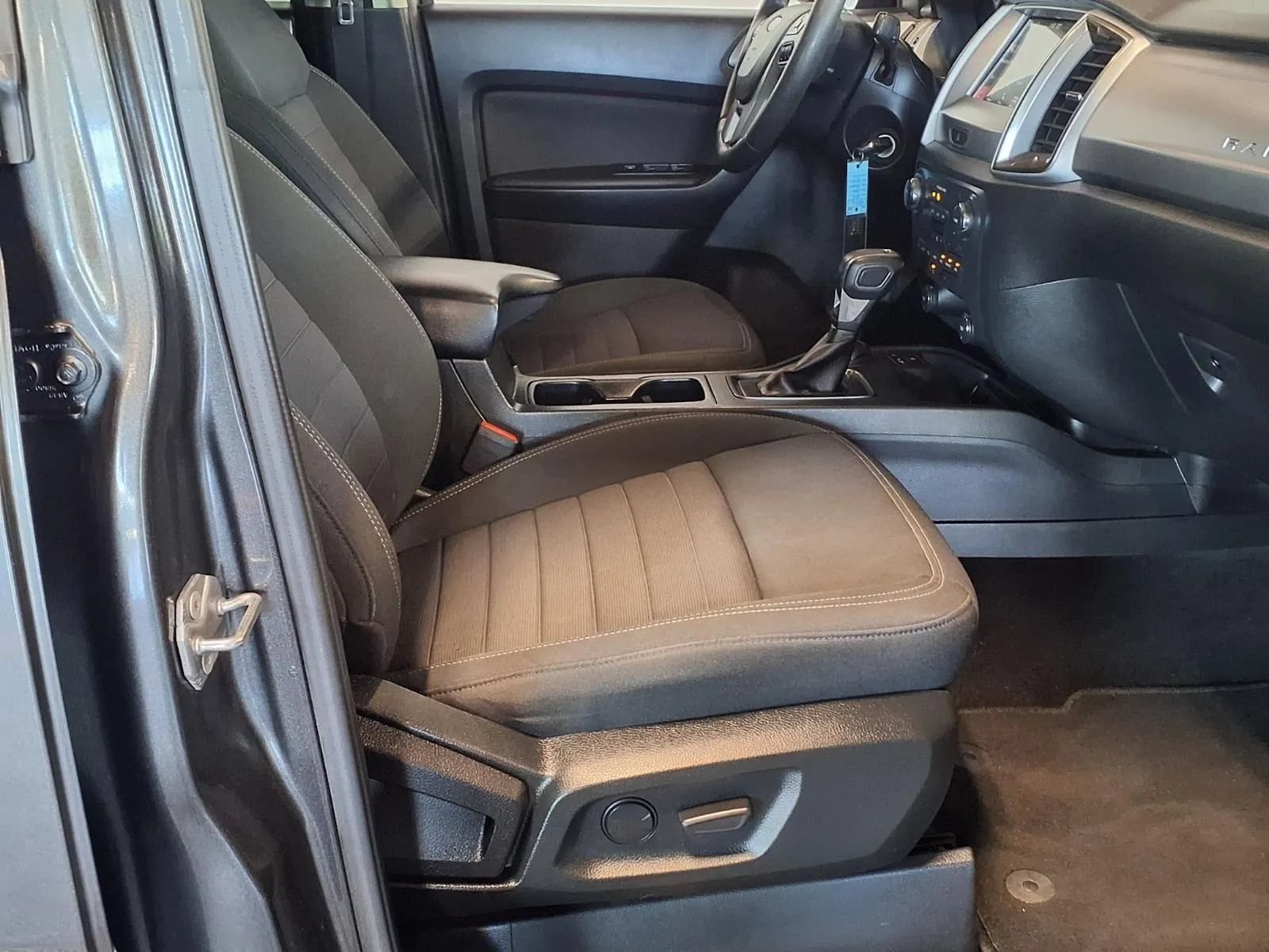 Used 2019 Ford Ranger XLT w/ Equipment Group 302A Luxury AWD/4WD image 12