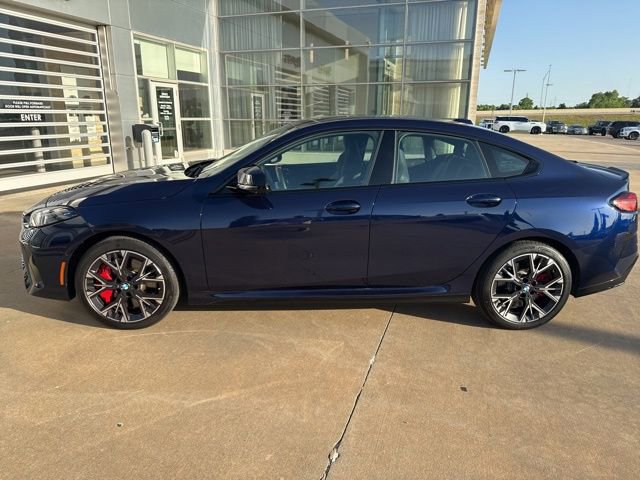 Used 2025 BMW M235i xDrive AWD/4WD image 2