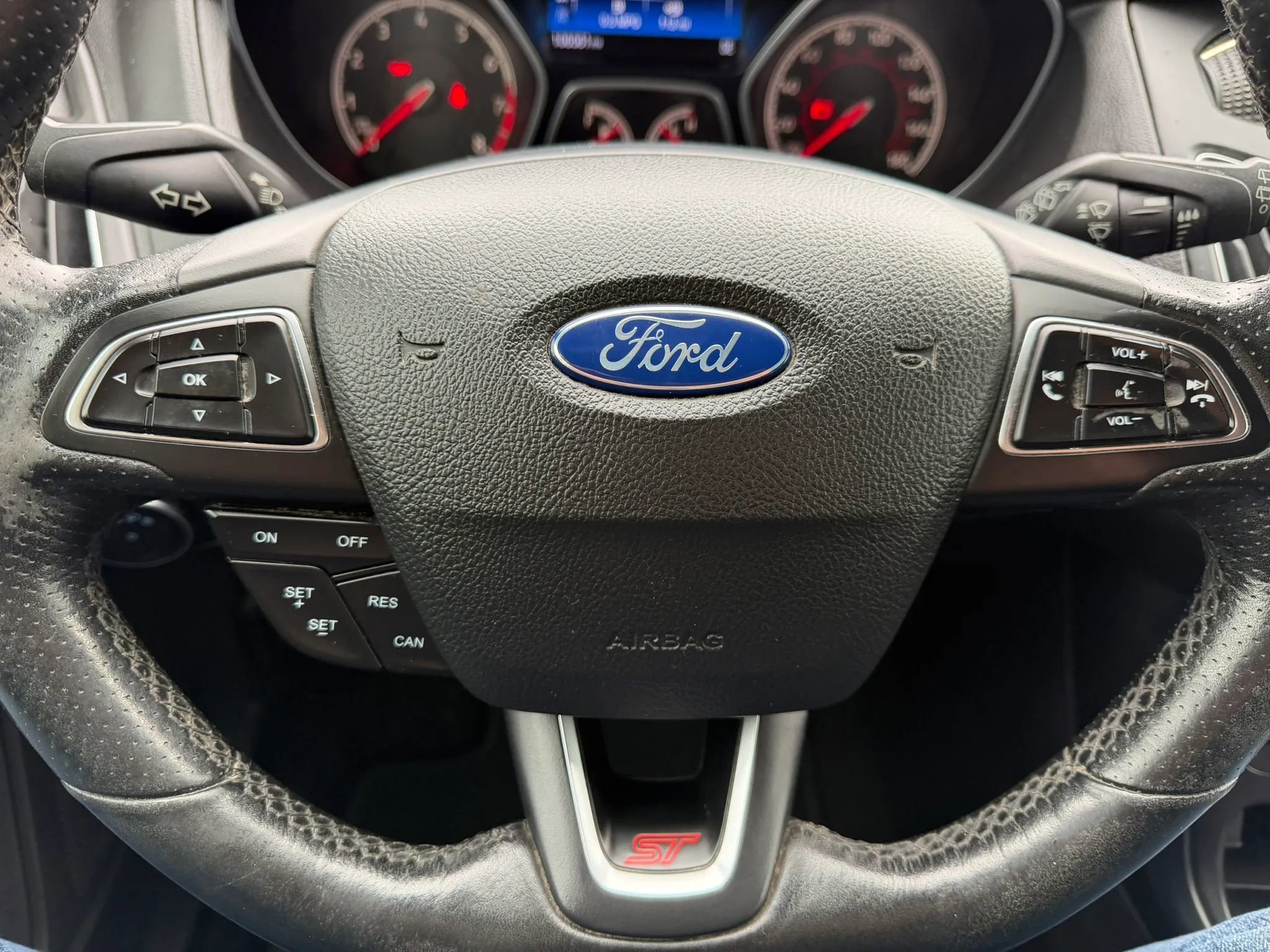 Used 2017 Ford Focus ST image 39