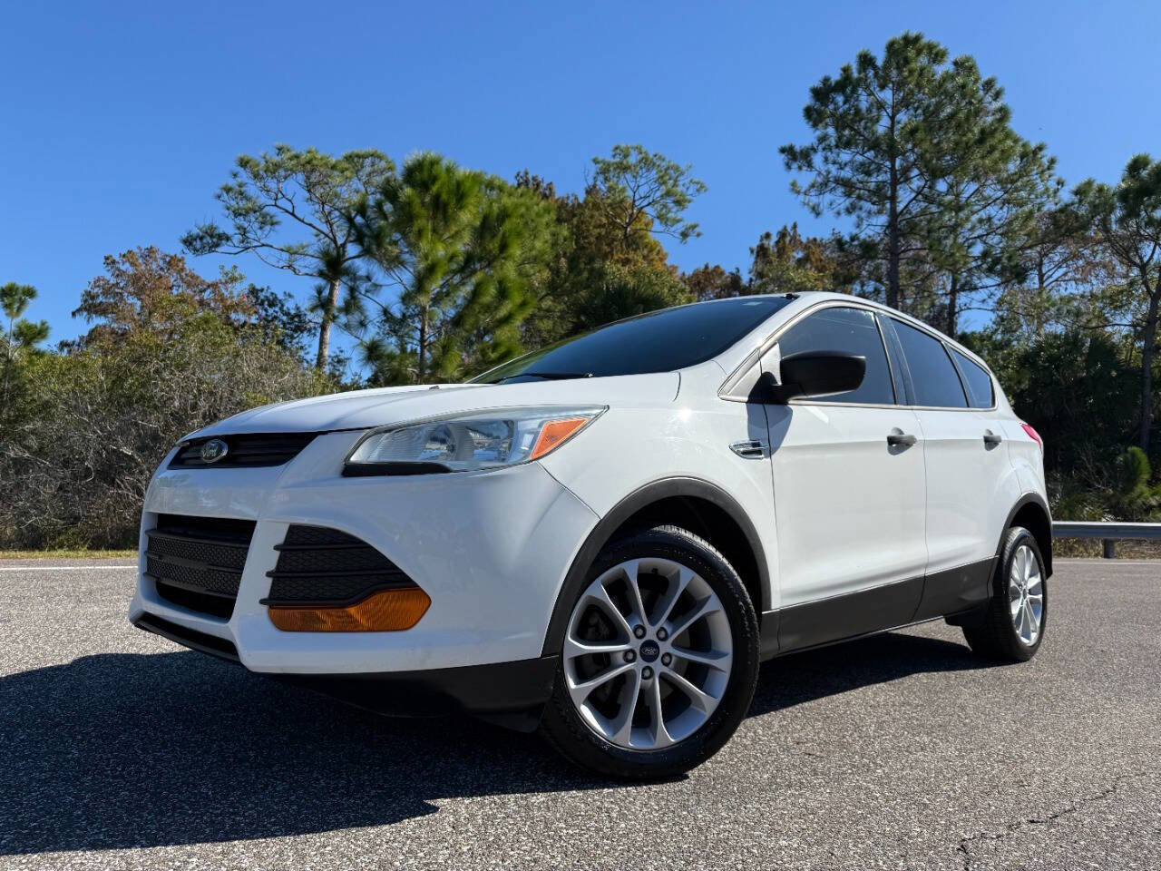 Used 2014 Ford Escape S image 1