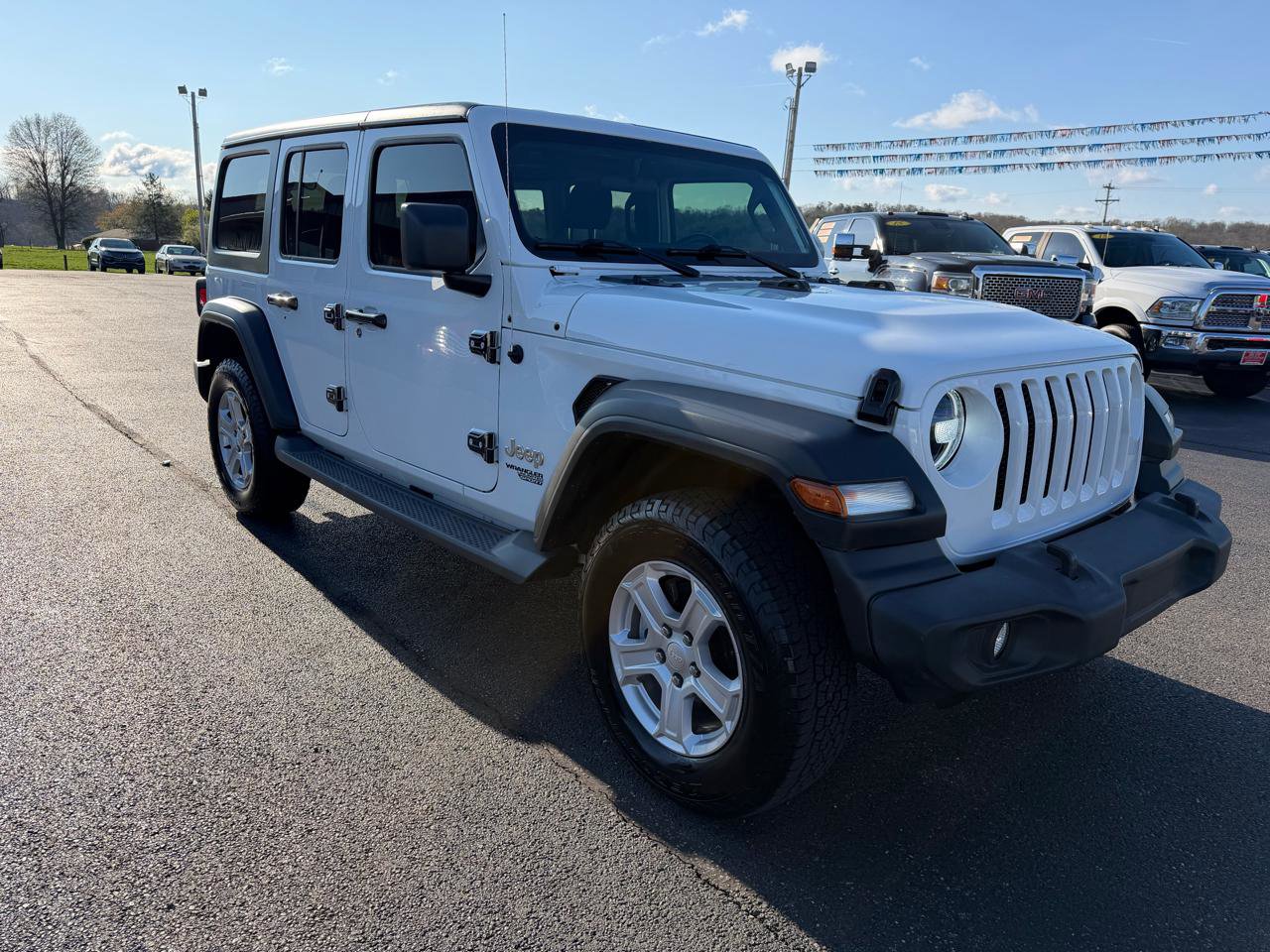 Used 2021 Jeep Wrangler Unlimited Sport image 3
