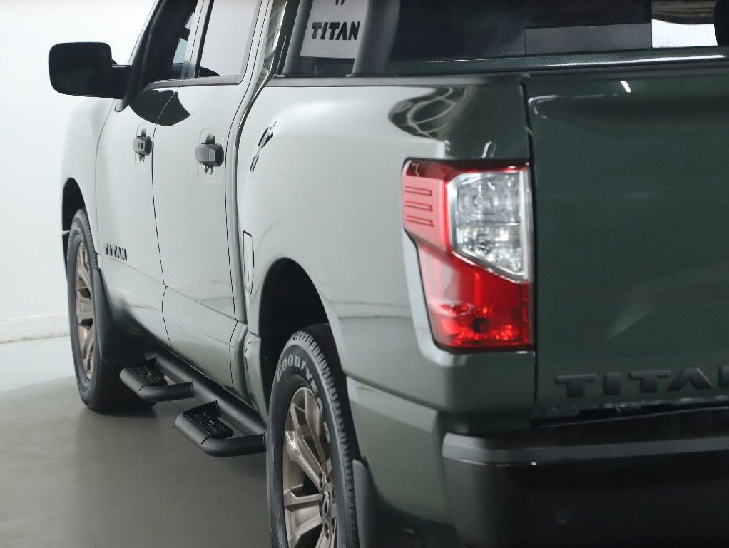 Certified 2024 Nissan Titan SV w/ SV Bronze Edition Package image 45