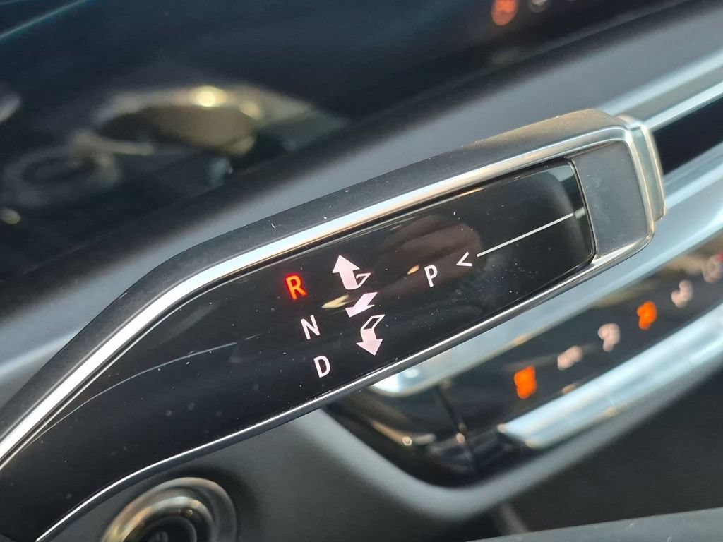 Certified 2024 Cadillac Lyriq Tech AWD/4WD image 8