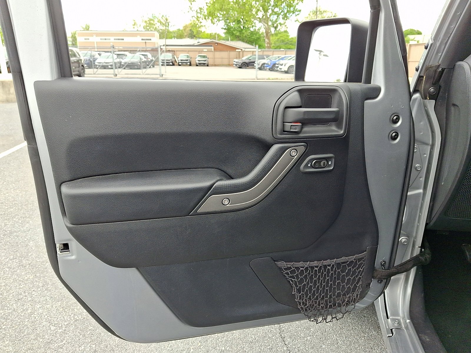 Used 2016 Jeep Wrangler Sport w/ Quick Order Package 24S AWD/4WD image 13