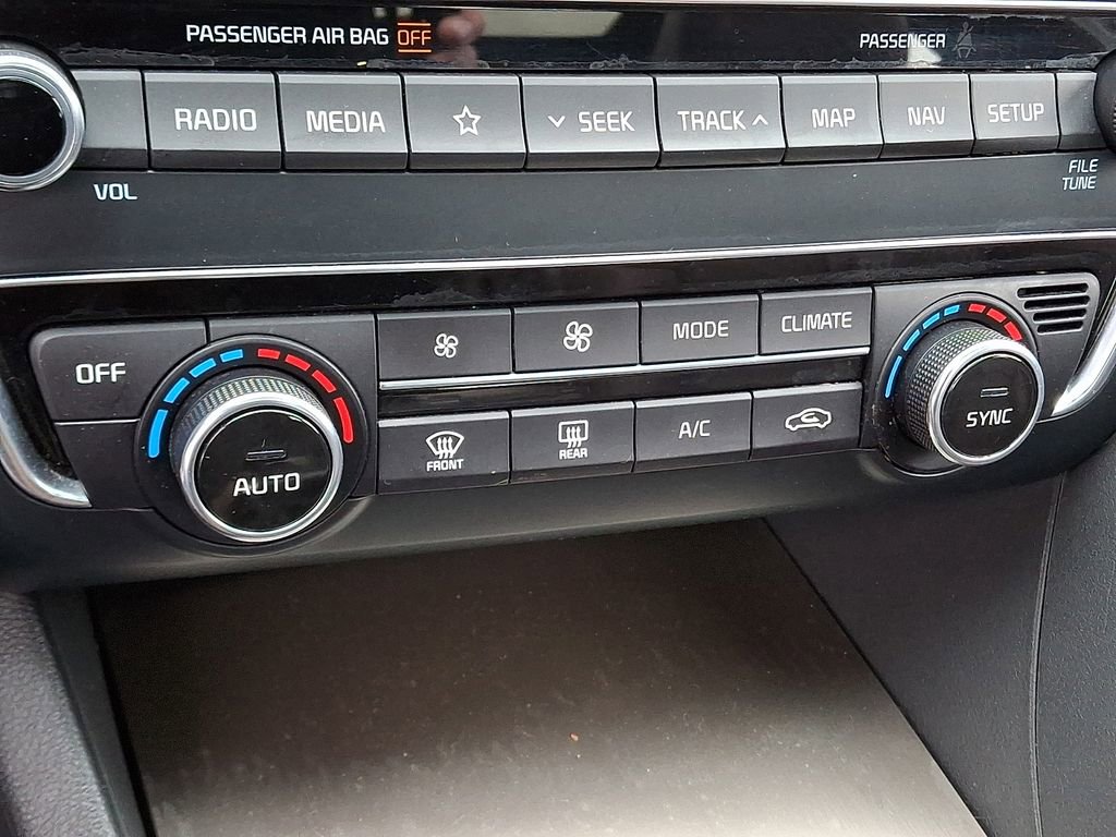 Used 2018 Kia Optima SX w/ Technology Package image 16