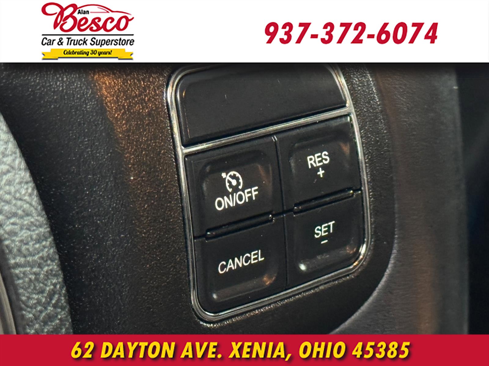 Used 2016 Jeep Wrangler Unlimited Sahara image 12