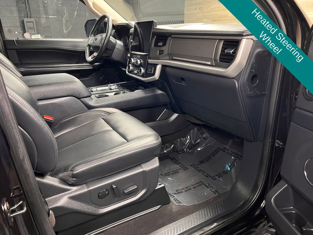 Used 2024 Ford Expedition XLT image 8