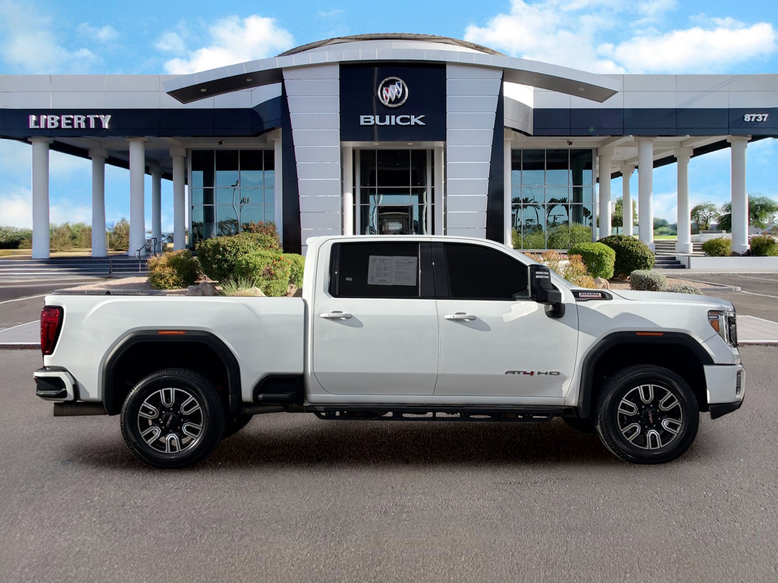 Used 2021 GMC Sierra 2500 AT4 w/ Gooseneck/5TH Wheel Package AWD/4WD image 2