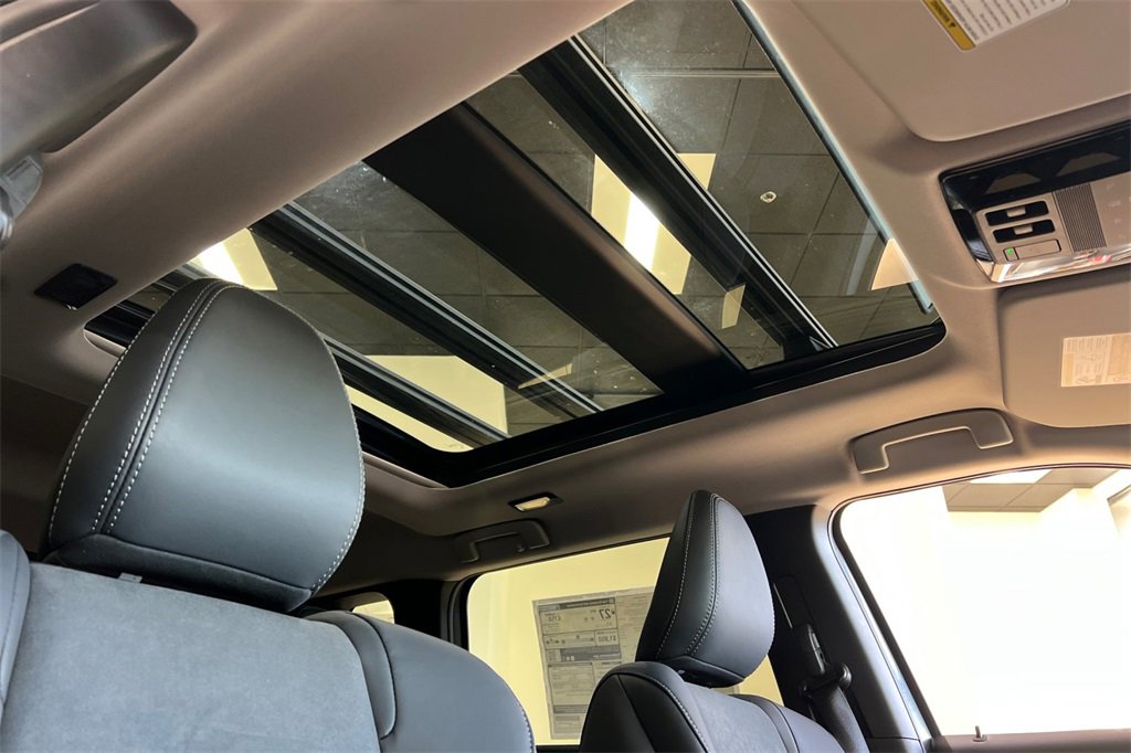 New 2026 Mitsubishi Outlander image 18