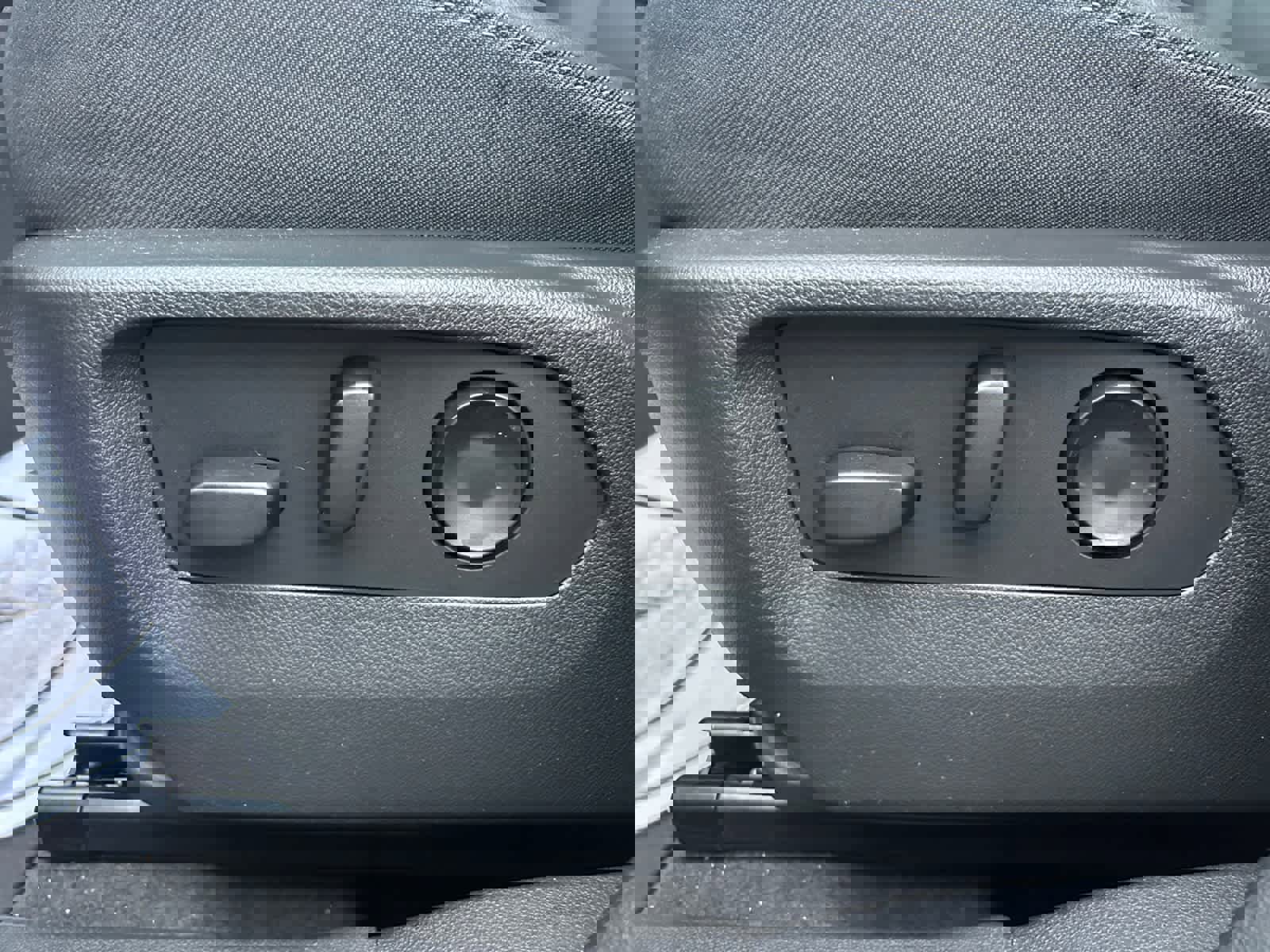 Used 2025 Buick Envision Preferred image 20