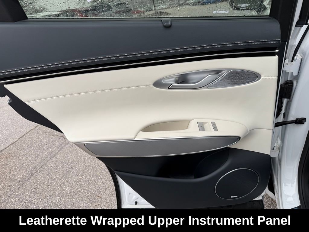 Used 2025 Genesis Electrified GV70 Advanced w/ Prestige Package image 27