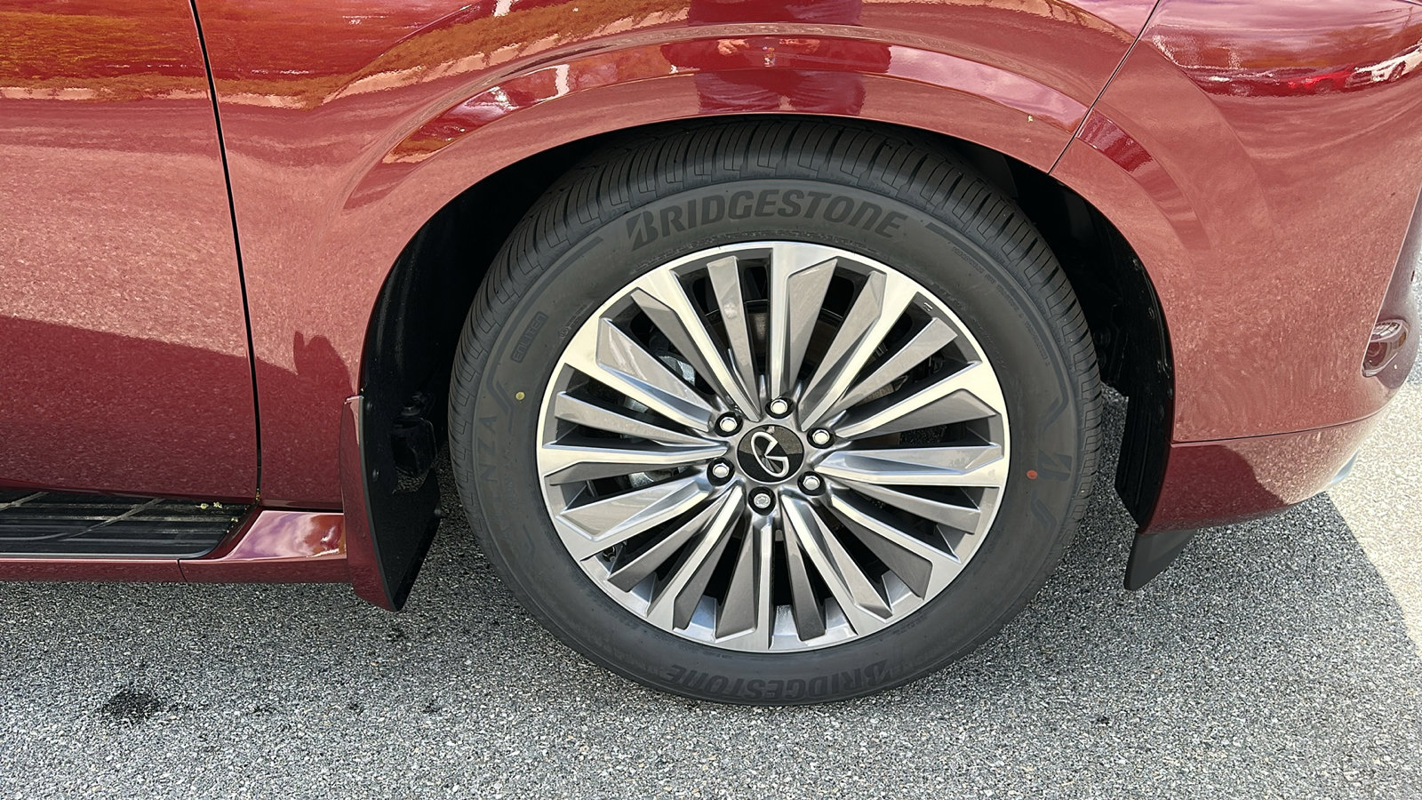 New 2025 INFINITI QX80 Luxe w/ Exterior Package image 6