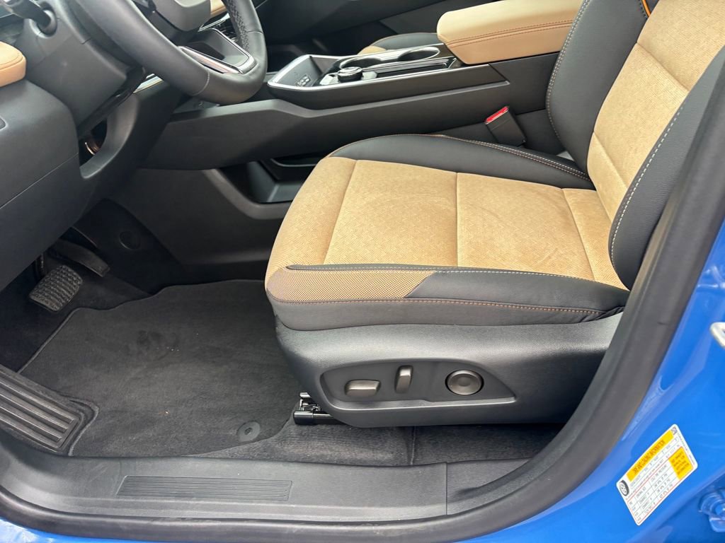 Used 2026 Chevrolet Equinox ACTIV w/ Convenience Package III image 25