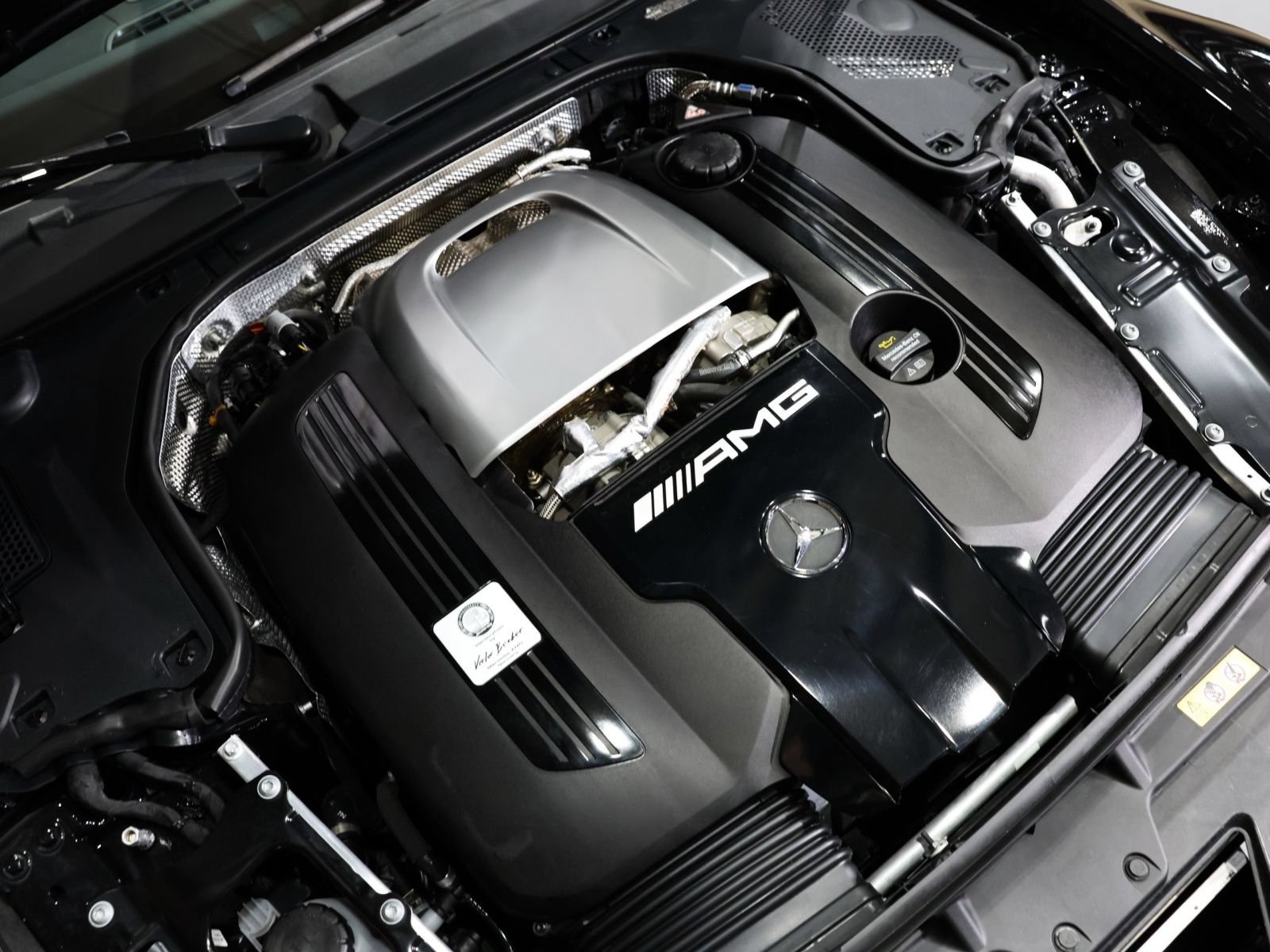 Used 2023 Mercedes-Benz SL 63 AMG 4MATIC image 28