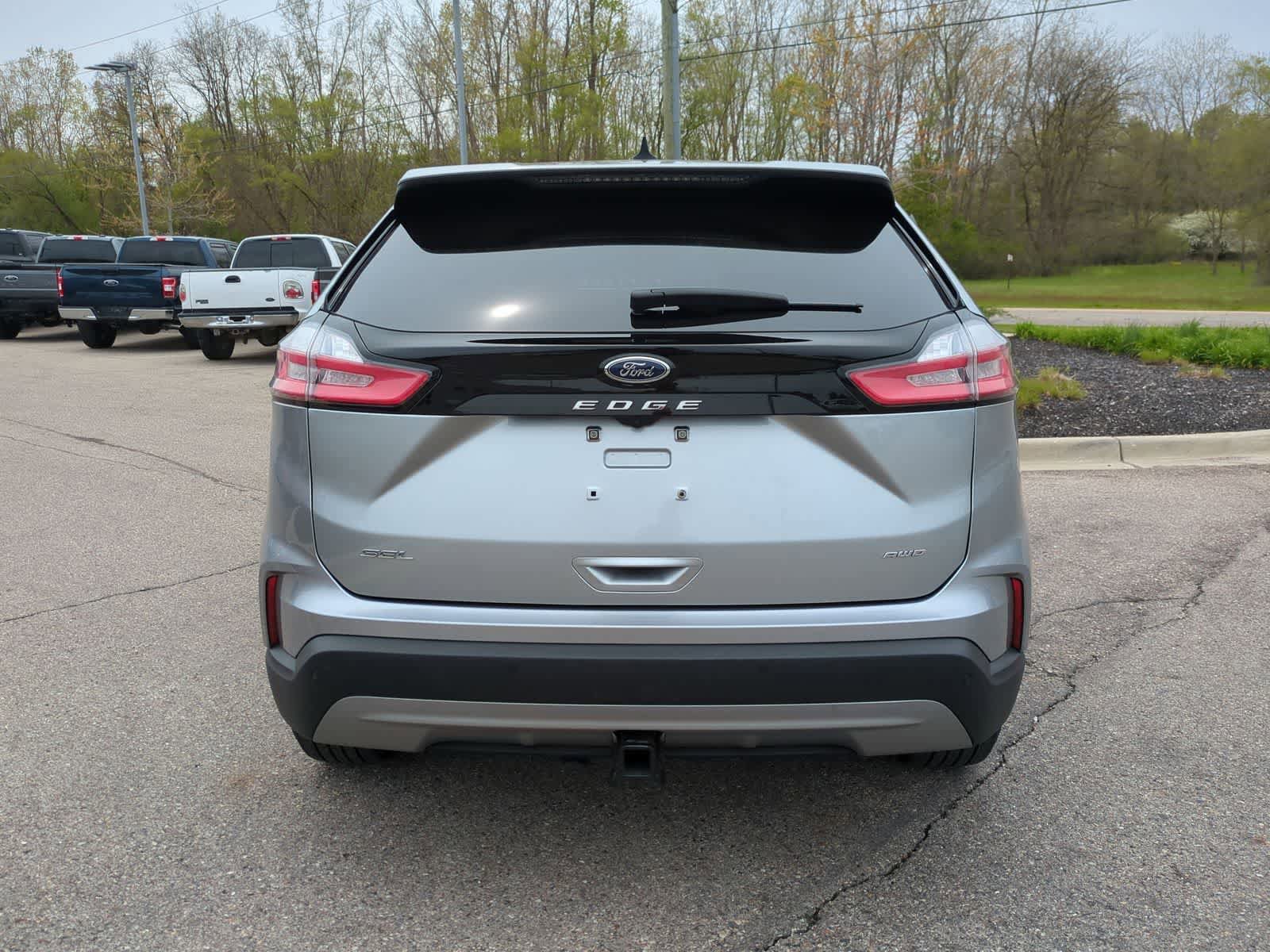 Used 2023 Ford Edge SEL w/ Convenience Package AWD/4WD image 7