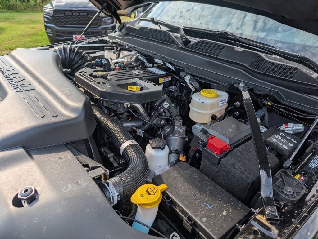 New 2026 RAM 3500 Big Horn AWD/4WD image 33