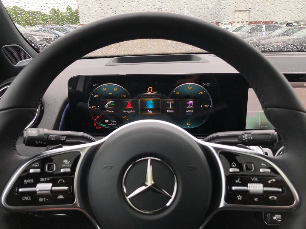 New 2023 Mercedes-Benz EQB 300 4MATIC image 12
