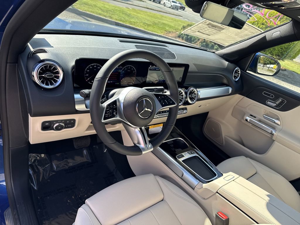New 2026 Mercedes-Benz GLB 250 4MATIC image 14