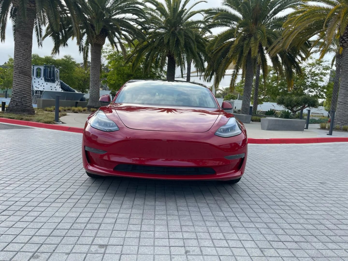 Used 2021 Tesla Model 3 Standard Range Plus RWD image 2