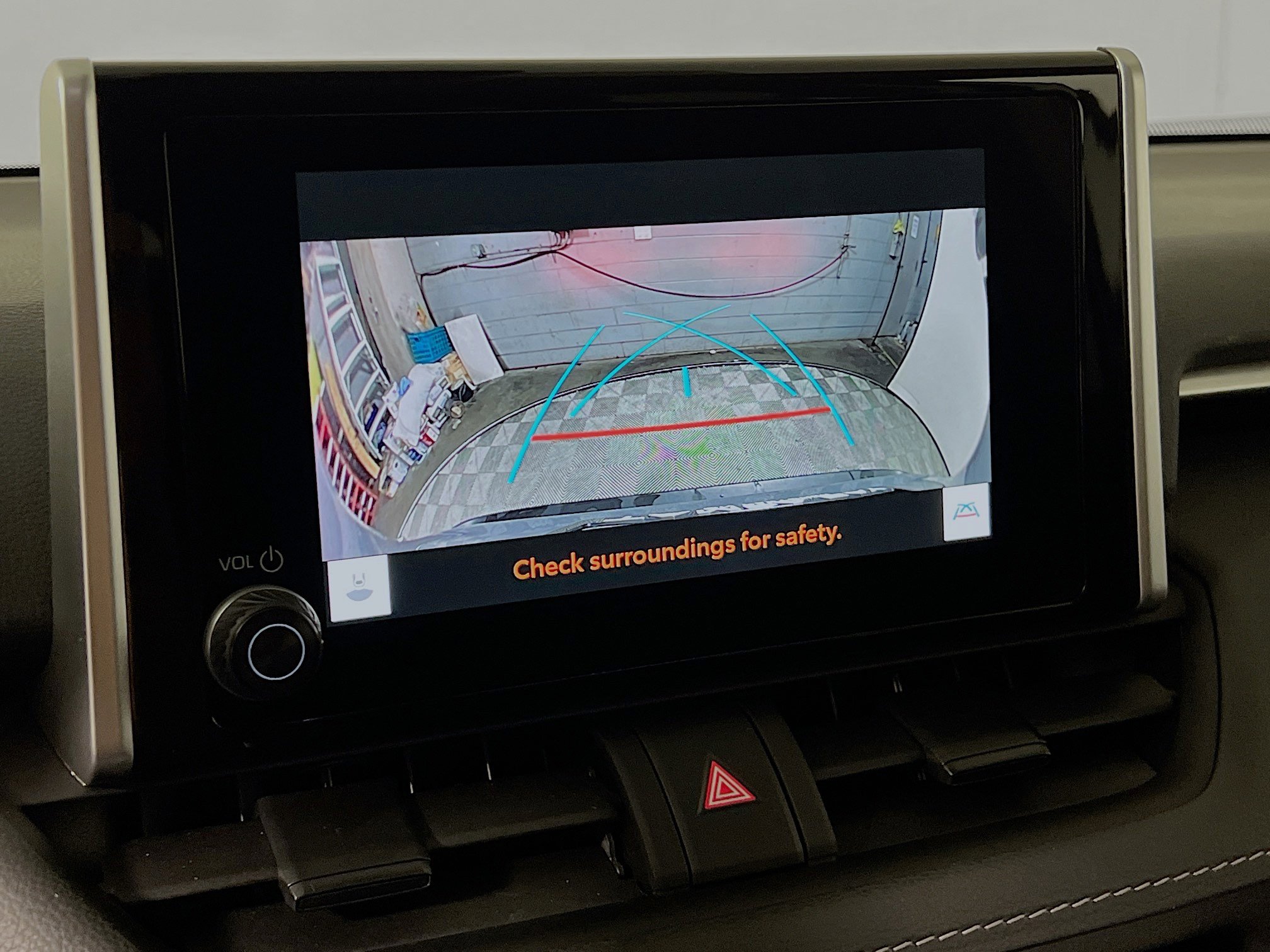 Used 2025 Toyota RAV4 XLE AWD/4WD image 28