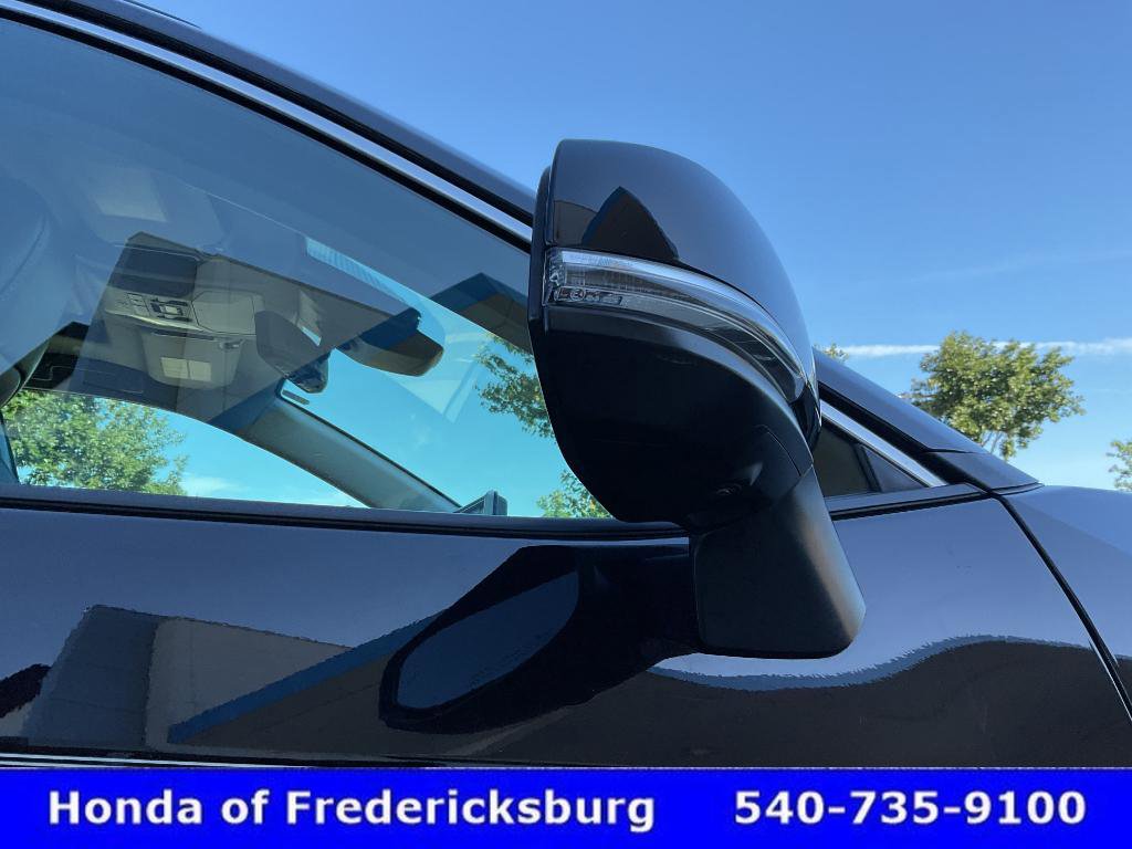 Used 2020 Toyota RAV4 Limited AWD/4WD image 15
