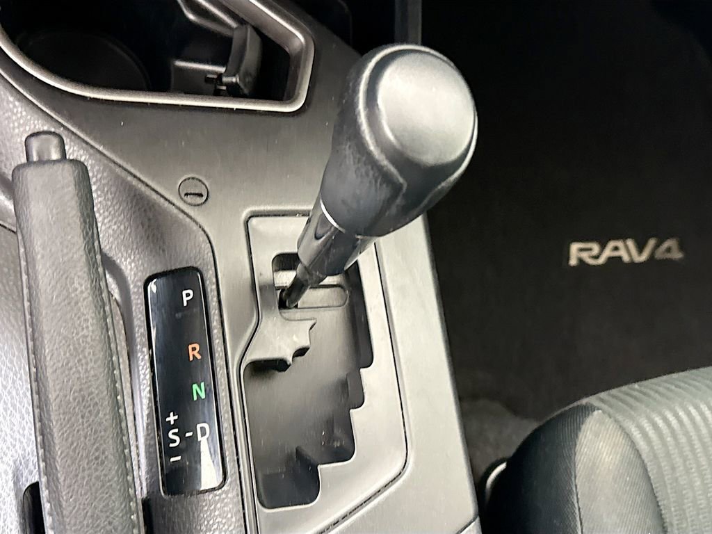 Used 2016 Toyota RAV4 LE image 16