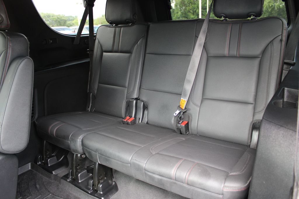 Used 2022 Chevrolet Suburban RST w/ Luxury Package AWD/4WD image 49