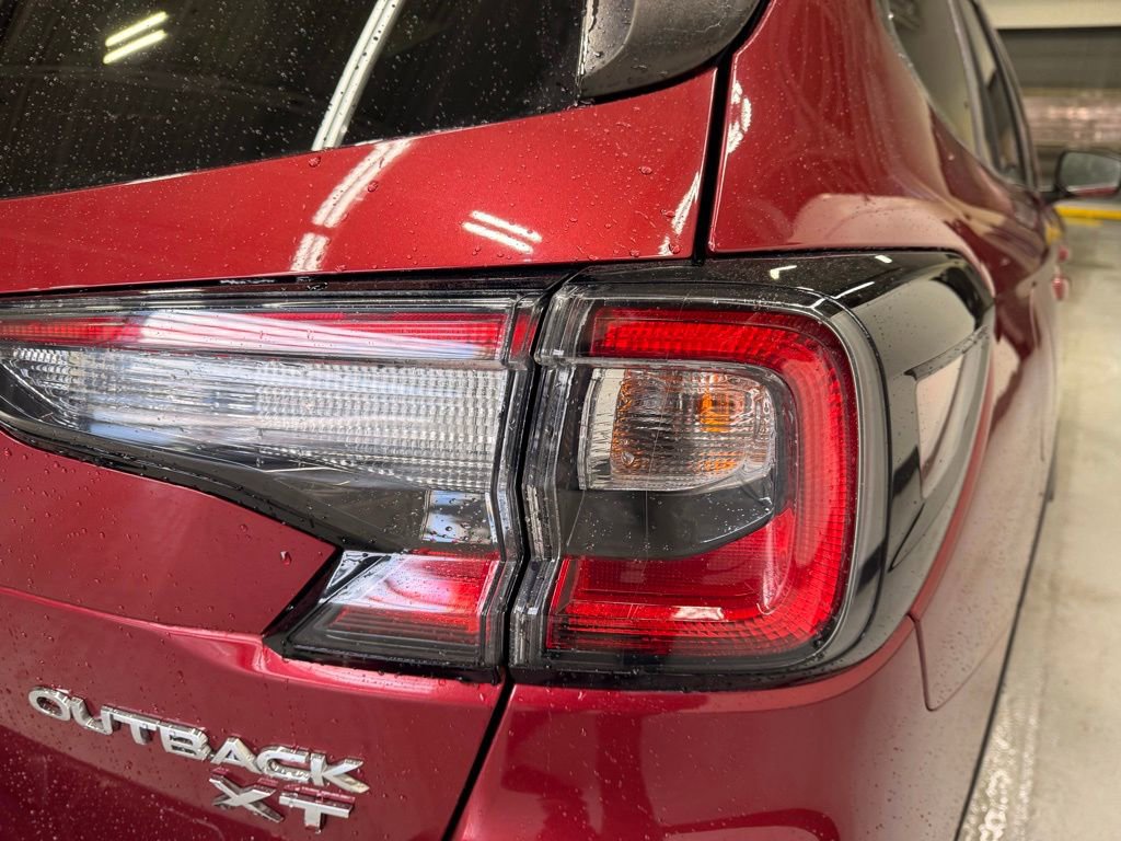 Used 2020 Subaru Outback Limited XT image 5