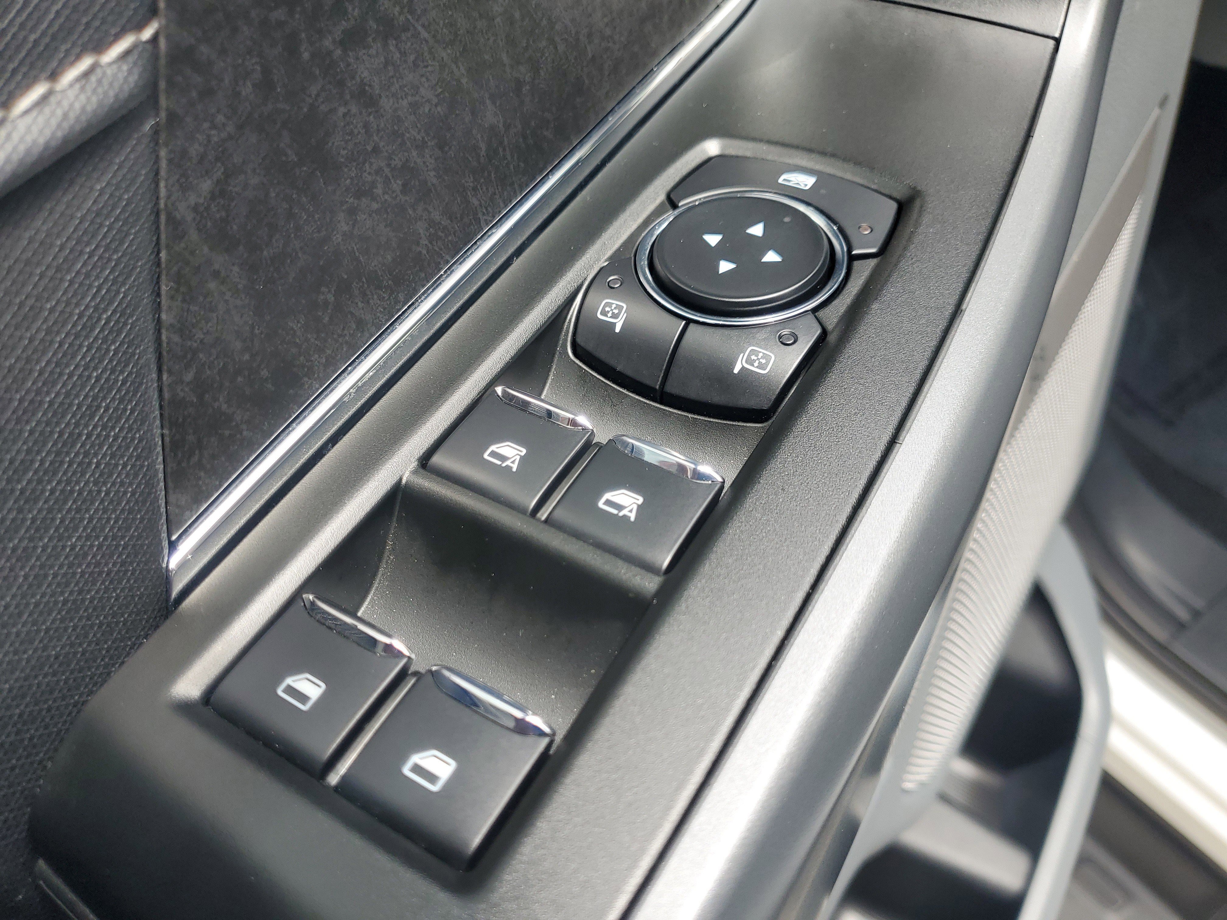 Used 2025 Ford F150 Lightning Flash AWD/4WD image 18