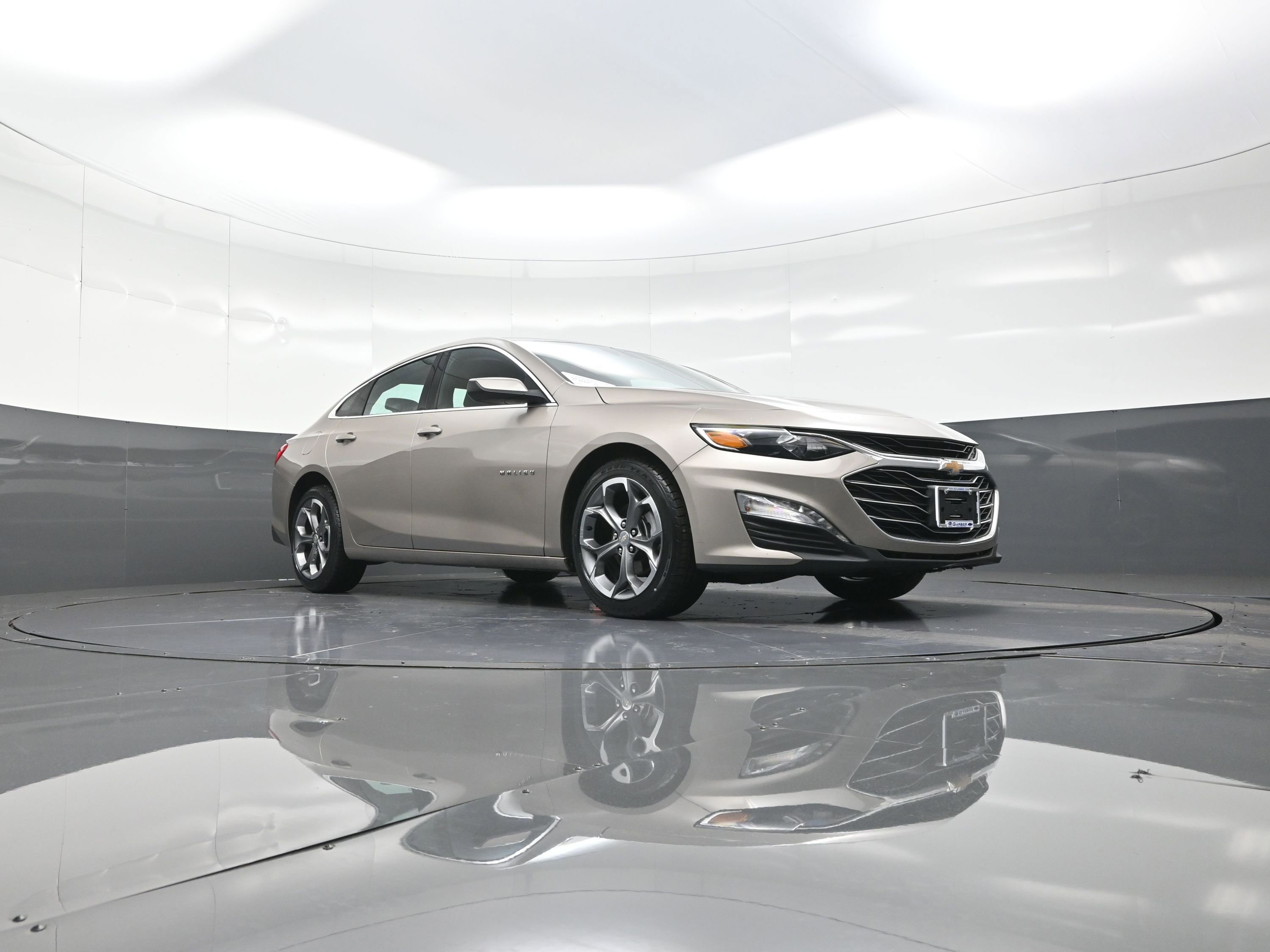 Used 2024 Chevrolet Malibu LT image 9