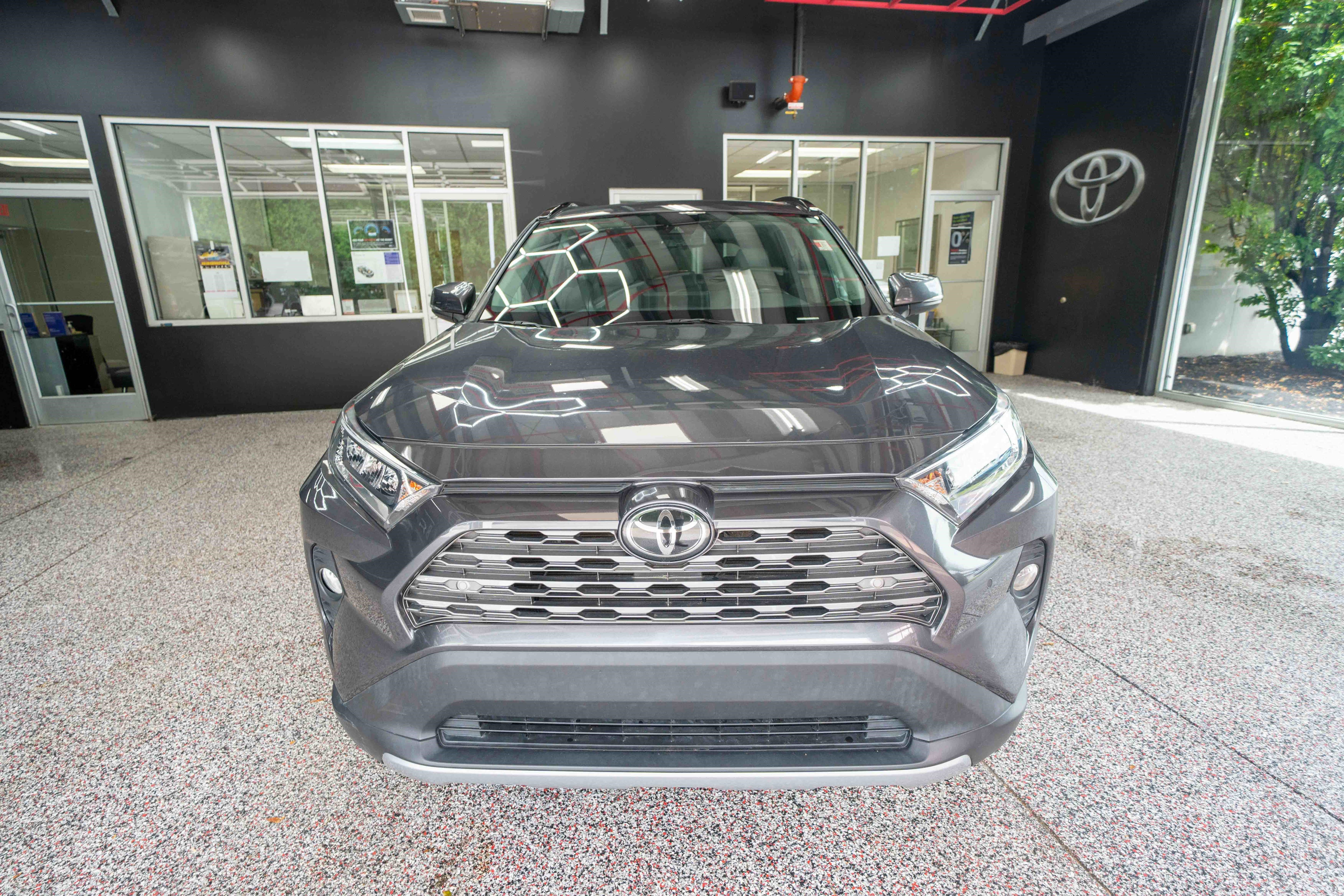 Used 2019 Toyota RAV4 Limited w/ All Weather Liner Package AWD/4WD image 6