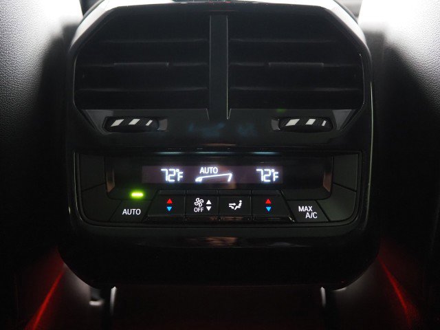 Used 2024 BMW iX xDrive50 w/ Premium Package image 29