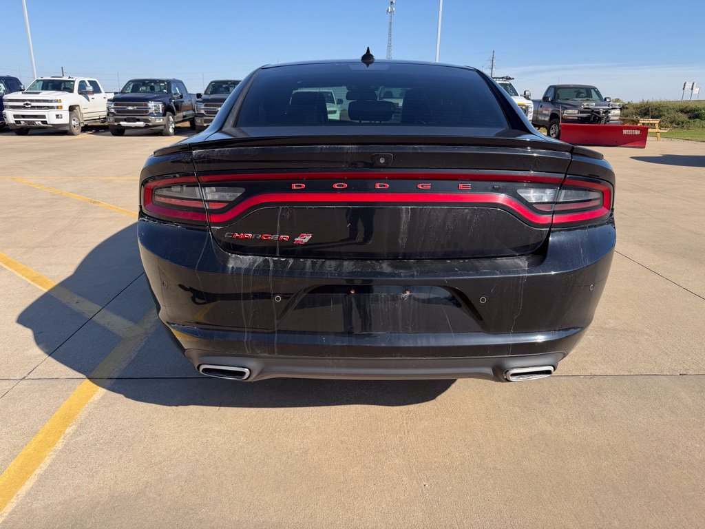 Used 2018 Dodge Charger GT AWD/4WD image 4