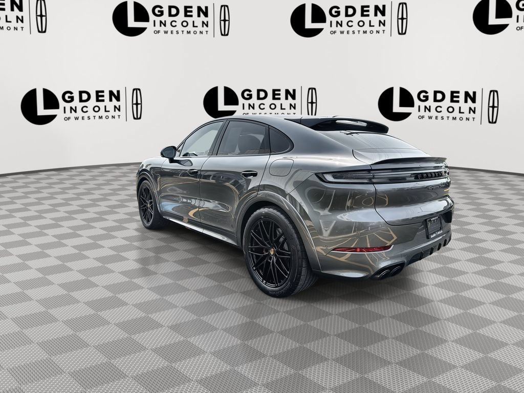 Used 2024 Porsche Cayenne Turbo AWD/4WD image 6
