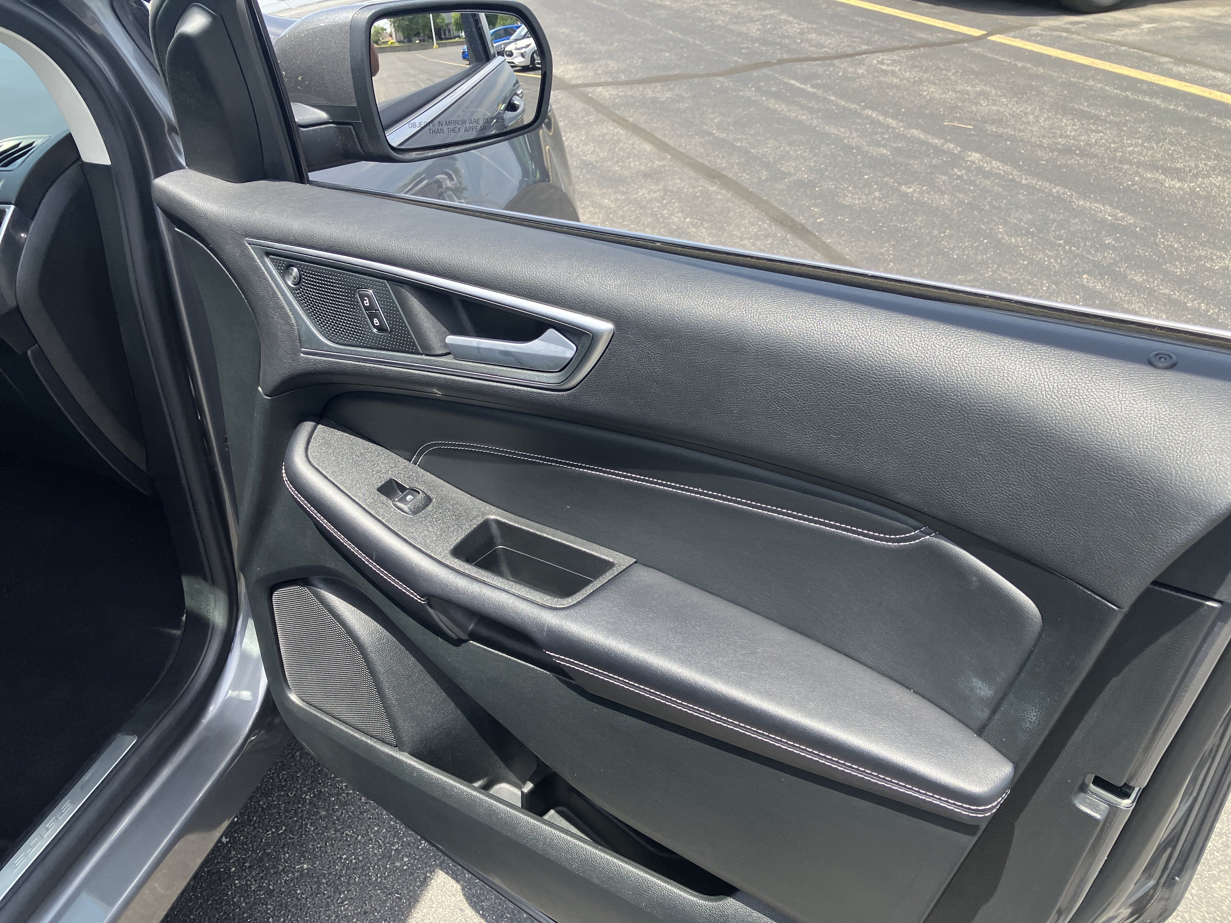 Certified 2024 Ford Edge Titanium AWD/4WD image 10