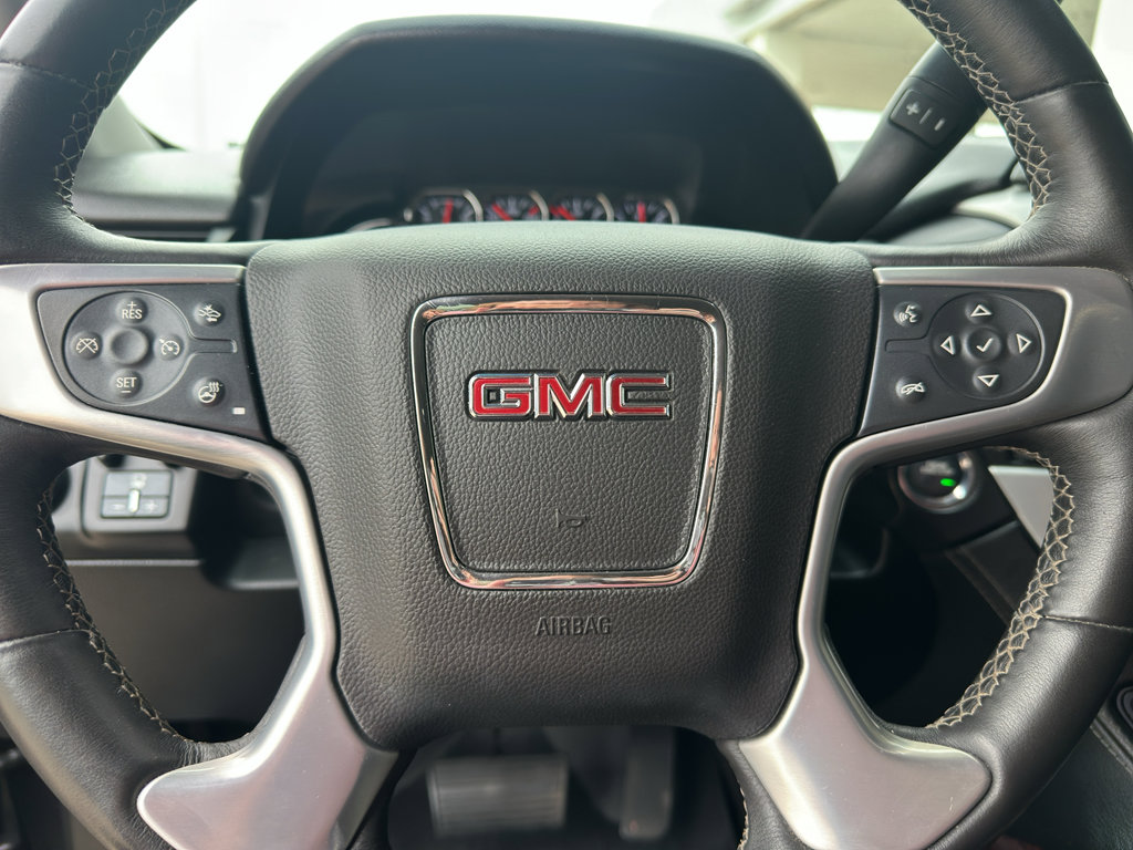 Used 2015 GMC Yukon XL SLT w/ HD Trailering Package AWD/4WD image 14