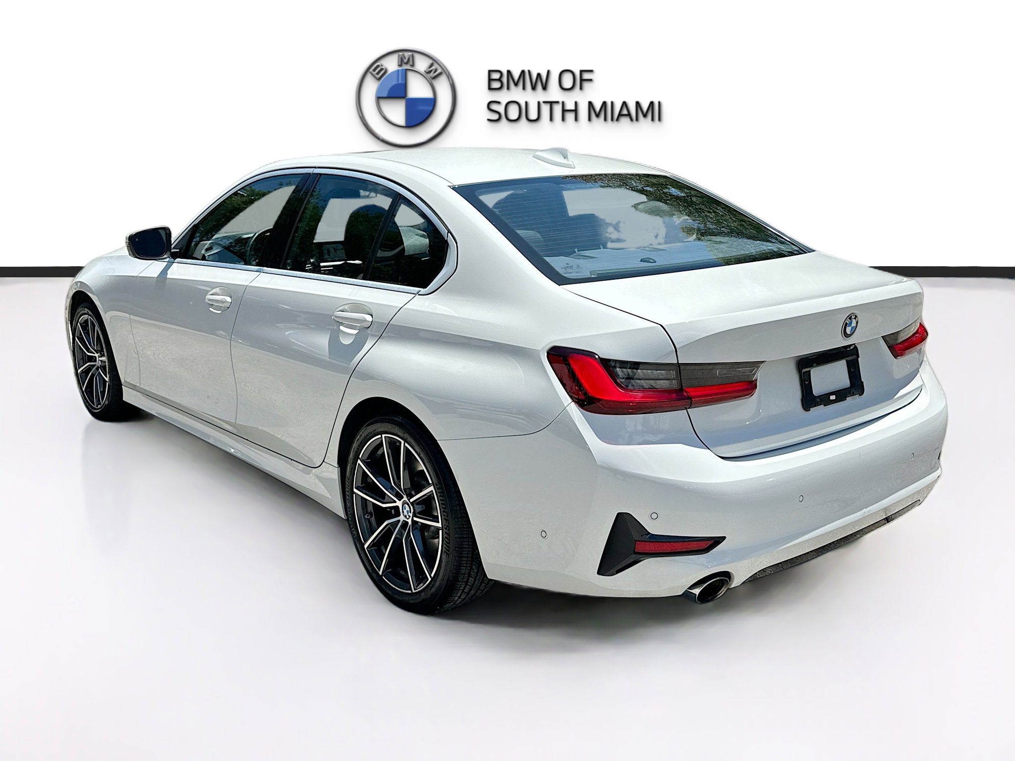 Used 2019 BMW 330i Sedan w/ Convenience Package RWD image 5