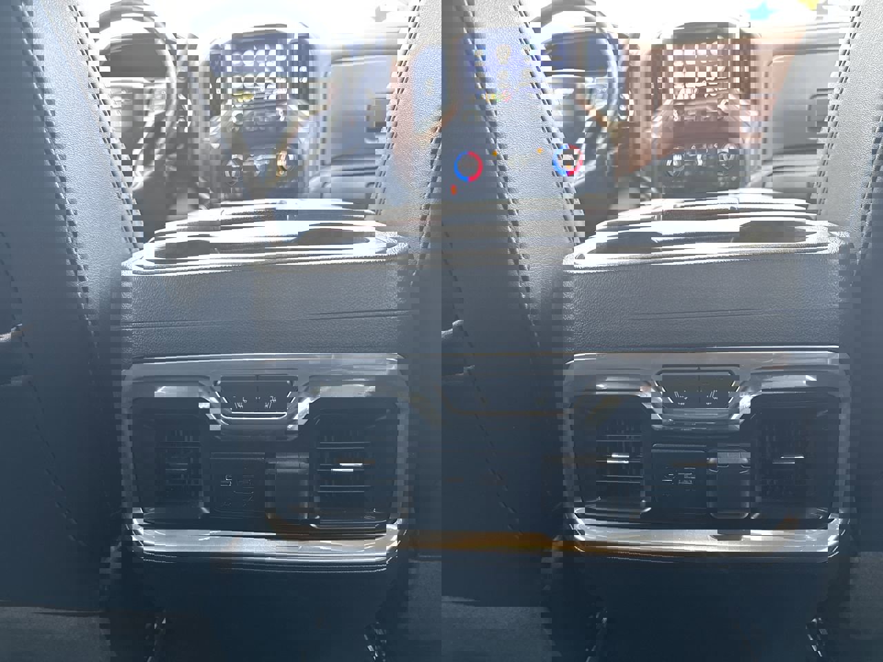 Used 2019 Chevrolet Silverado 1500 High Country w/ Technology Package image 21