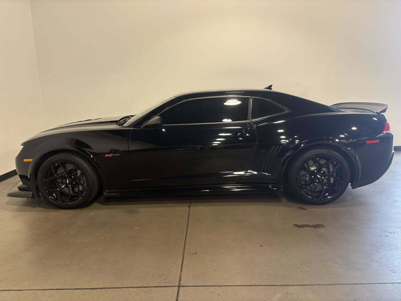 Used 2015 Chevrolet Camaro Z/28 RWD image 7