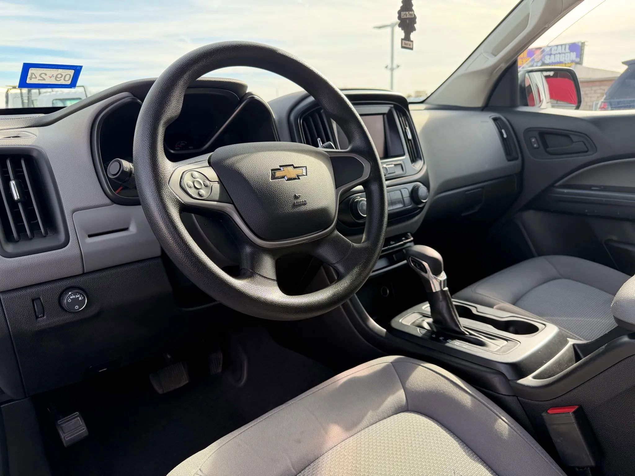 Used 2022 Chevrolet Colorado W/T w/ WT Convenience Package image 10