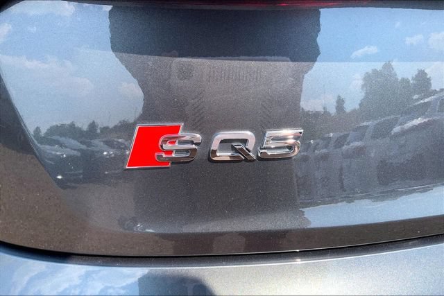 Used 2023 Audi SQ5 Prestige AWD/4WD image 8