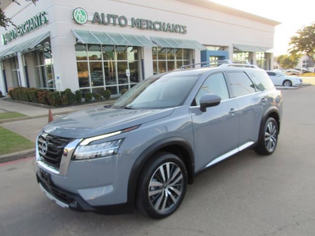 Used 2022 Nissan Pathfinder Platinum w/ Cargo Package