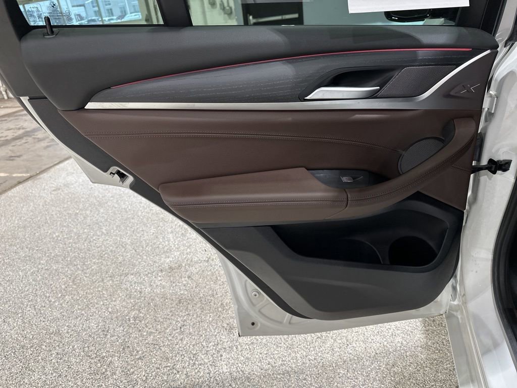 Used 2023 BMW X4 xDrive30i w/ M Sport Package image 15