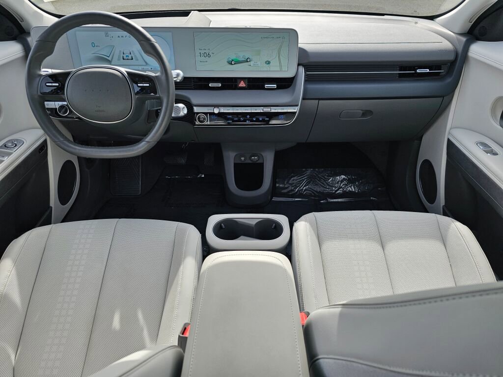 Used 2024 Hyundai Ioniq 5 Limited image 9