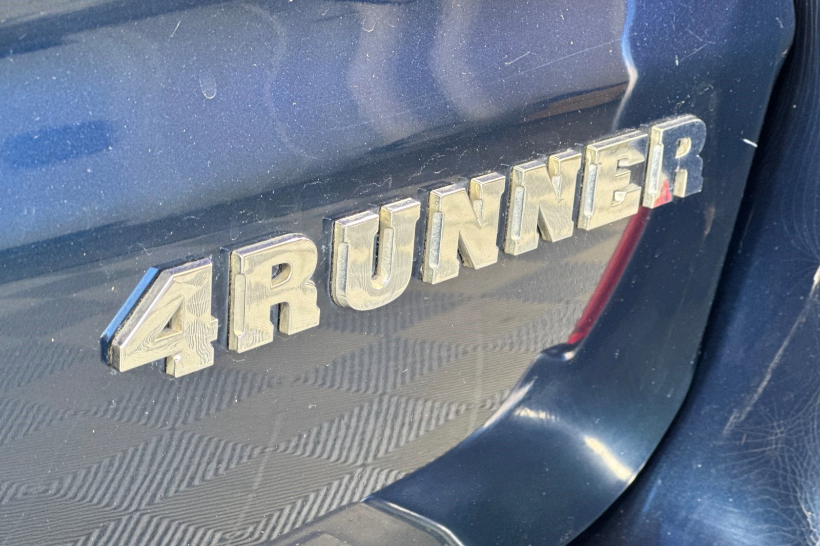 Used 2004 Toyota 4Runner SR5 image 22