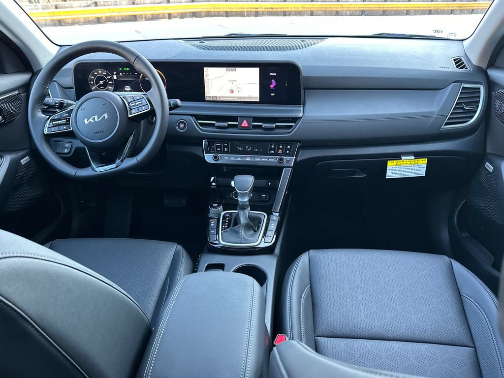 New 2026 Kia Seltos SX w/ SX Sunroof Package AWD/4WD image 16