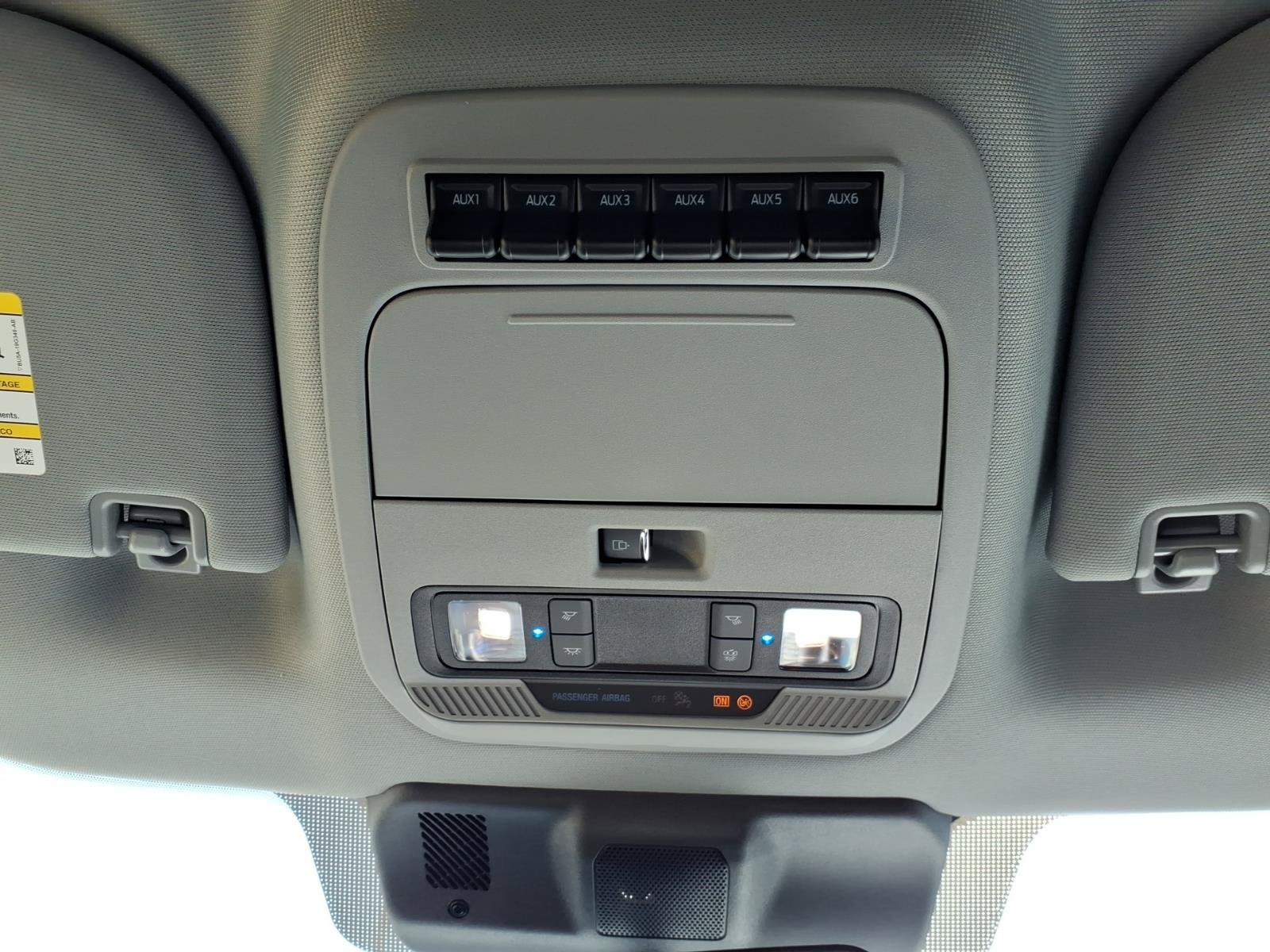 New 2027 Ford F250 XLT w/ XLT Premium Package AWD/4WD image 30