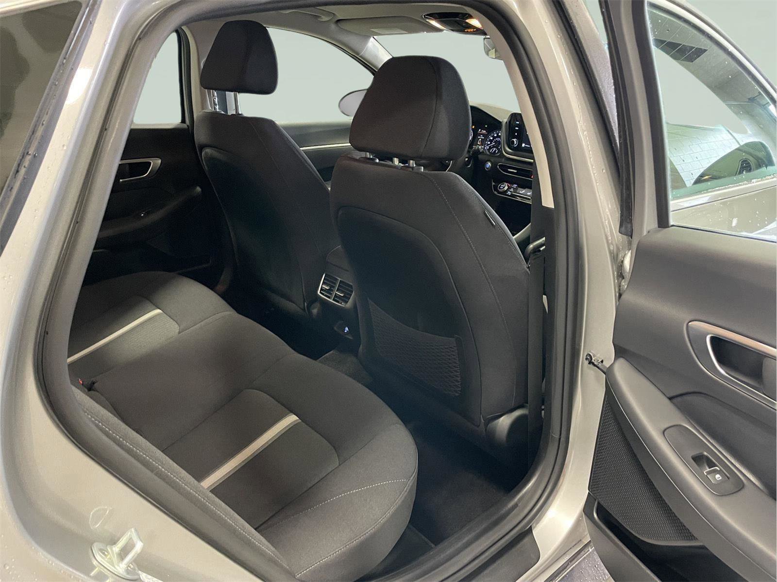 Used 2020 Hyundai Sonata Blue w/ Winter Weather Package image 18